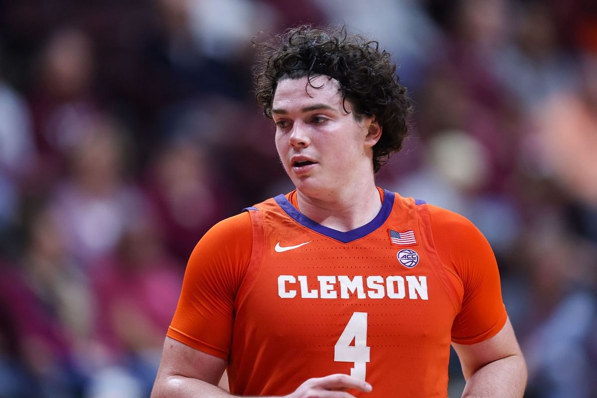 Weeks after transfer portal decision, Clemson forward Ian Schieffelin reportedly switches to college football