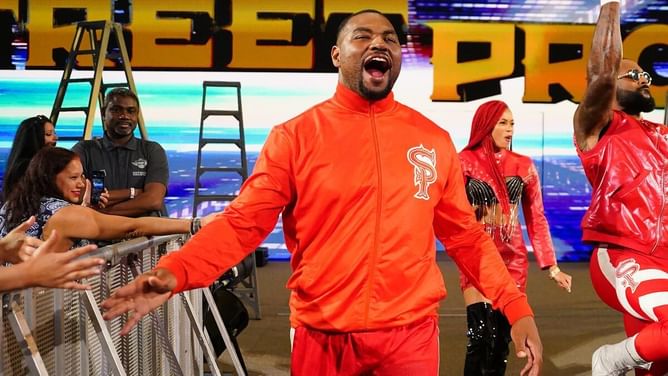 "Take your butt to work" - WWE champion Angelo Dawkins fires public warning; shares important PSA