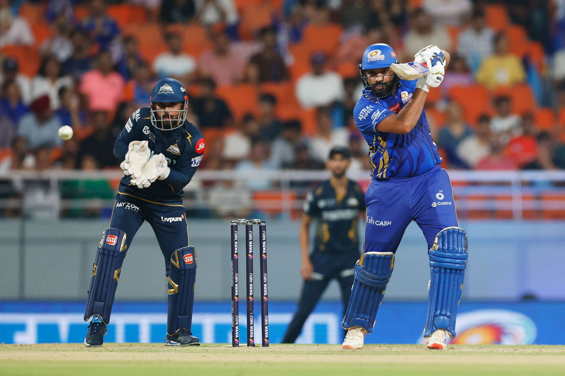 GT vs MI, Eliminator: रोहित-बेयरस्टो की तूफानी बल्लेबाजी, जमकर हुई चौकों-छक्कों की बरसात; गुजरात को मिला मुश्किल लक्ष्य