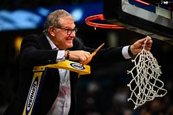 UConn HC Geno Auriemma rings Opening bell at New York Stock Exchange (WATCH)