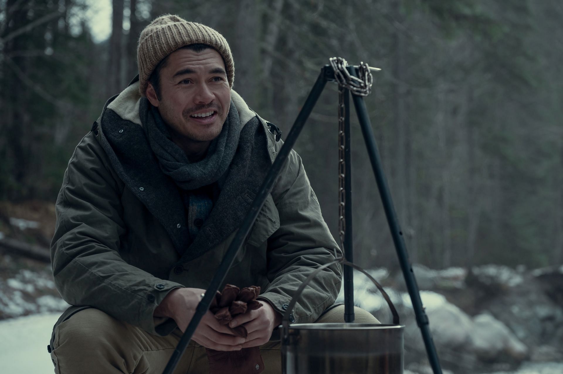 Henry Golding as Peter, one of the nine guests, in the drama series Nine Perfect Strangers season 2. (Image via x.com/9StrangersHulu)