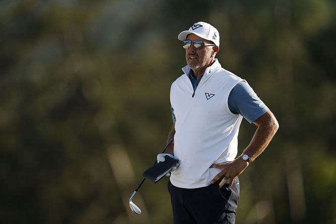 Phil Mickelson reveals he gets "chills" watching inspiring footage of a 1-time Olympic gold medalist