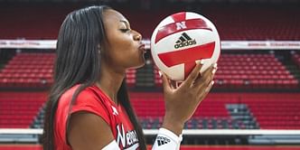 "Life's a bi**h"- Nebraska Volleyball's Ryan Hunter reacts to mocking remark on her life update