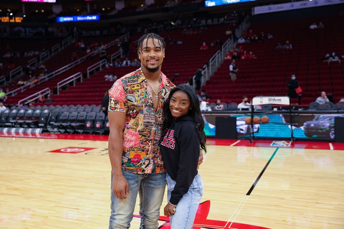 Simone Biles' husband, Jonathan Owens, steps up for a good cause after Met Gala appearance