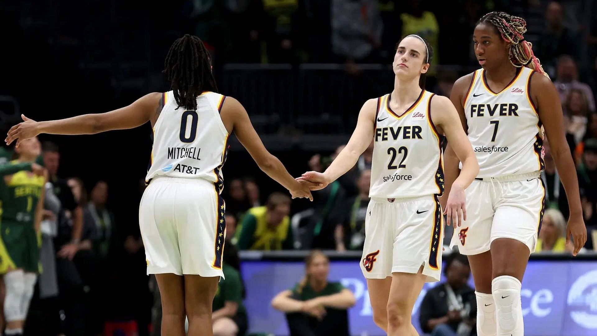Fever fans react to Caitlin Clark