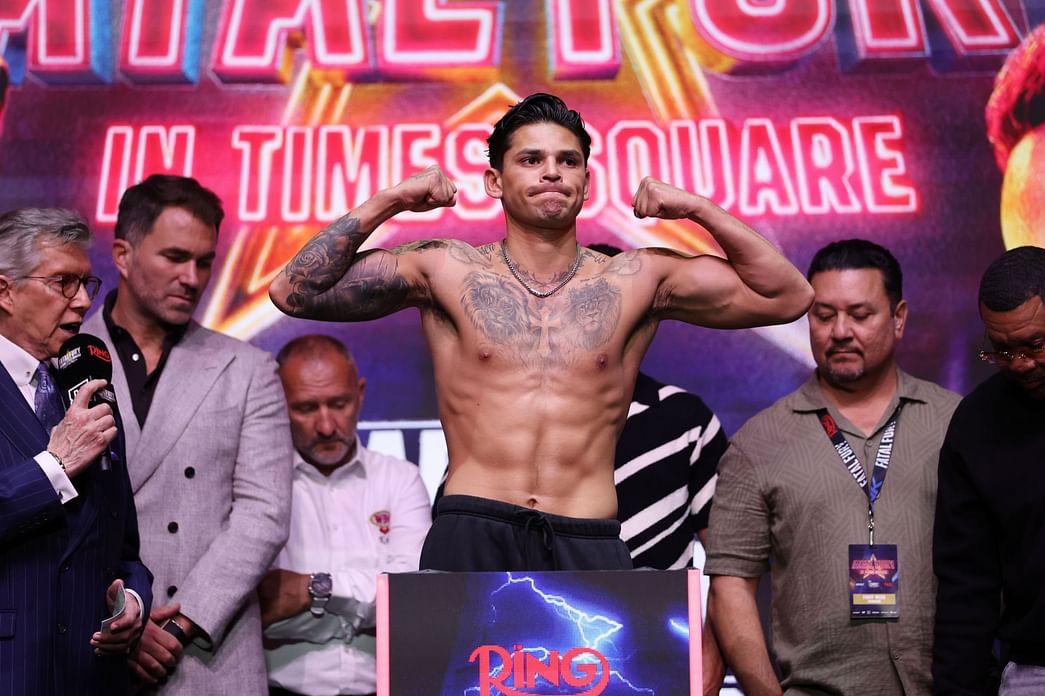 How many losses does Ryan Garcia have?