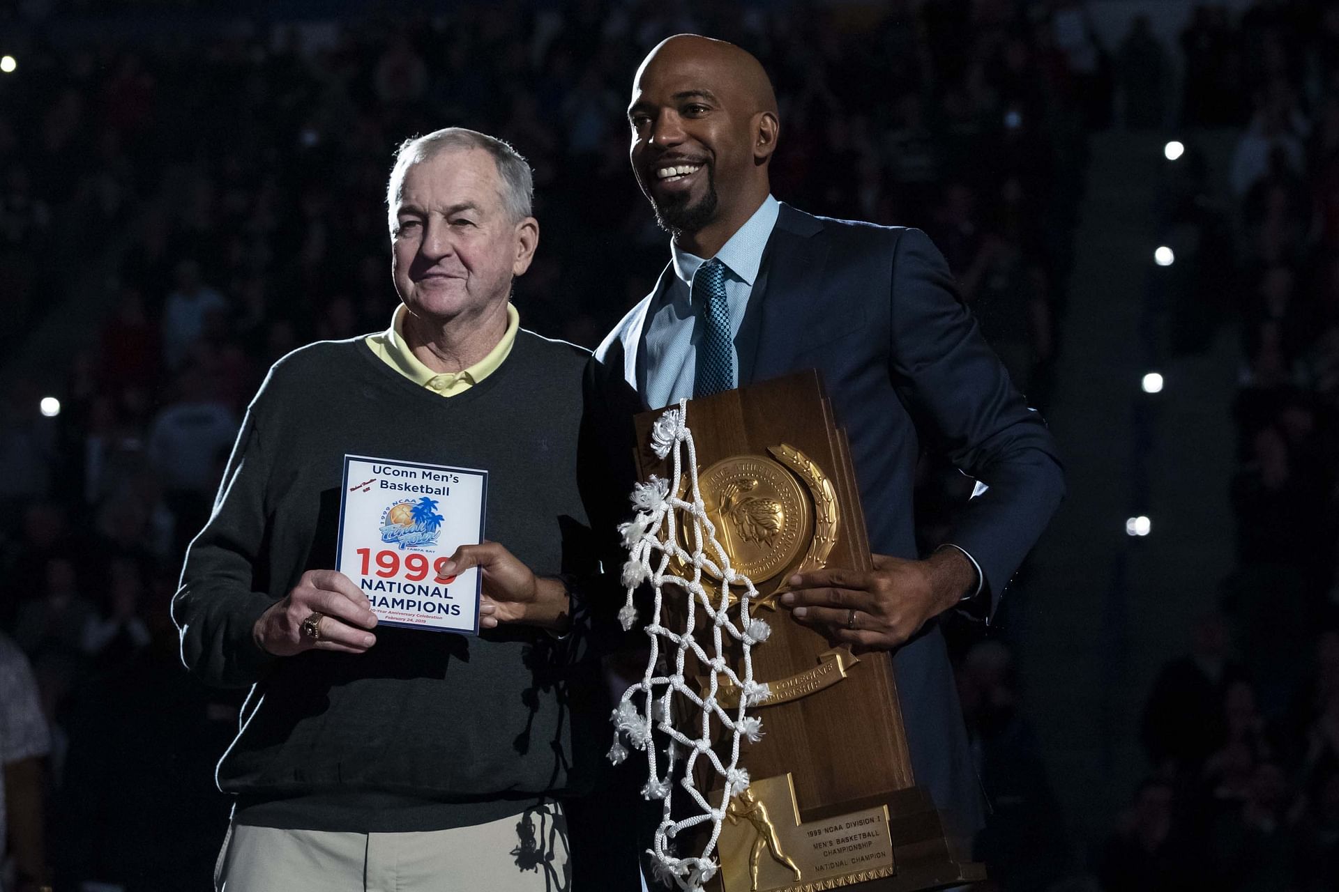 NCAA Basketball: Cincinnati at Connecticut - Source: Imagn
