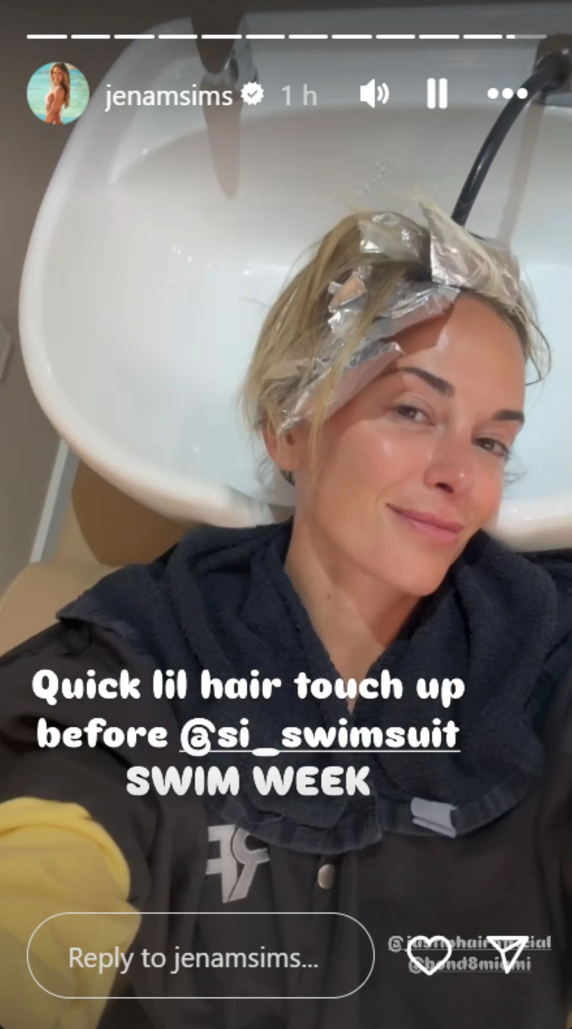 Jena Sims at a salon ahead of swim week (via Instagram @jenasims)