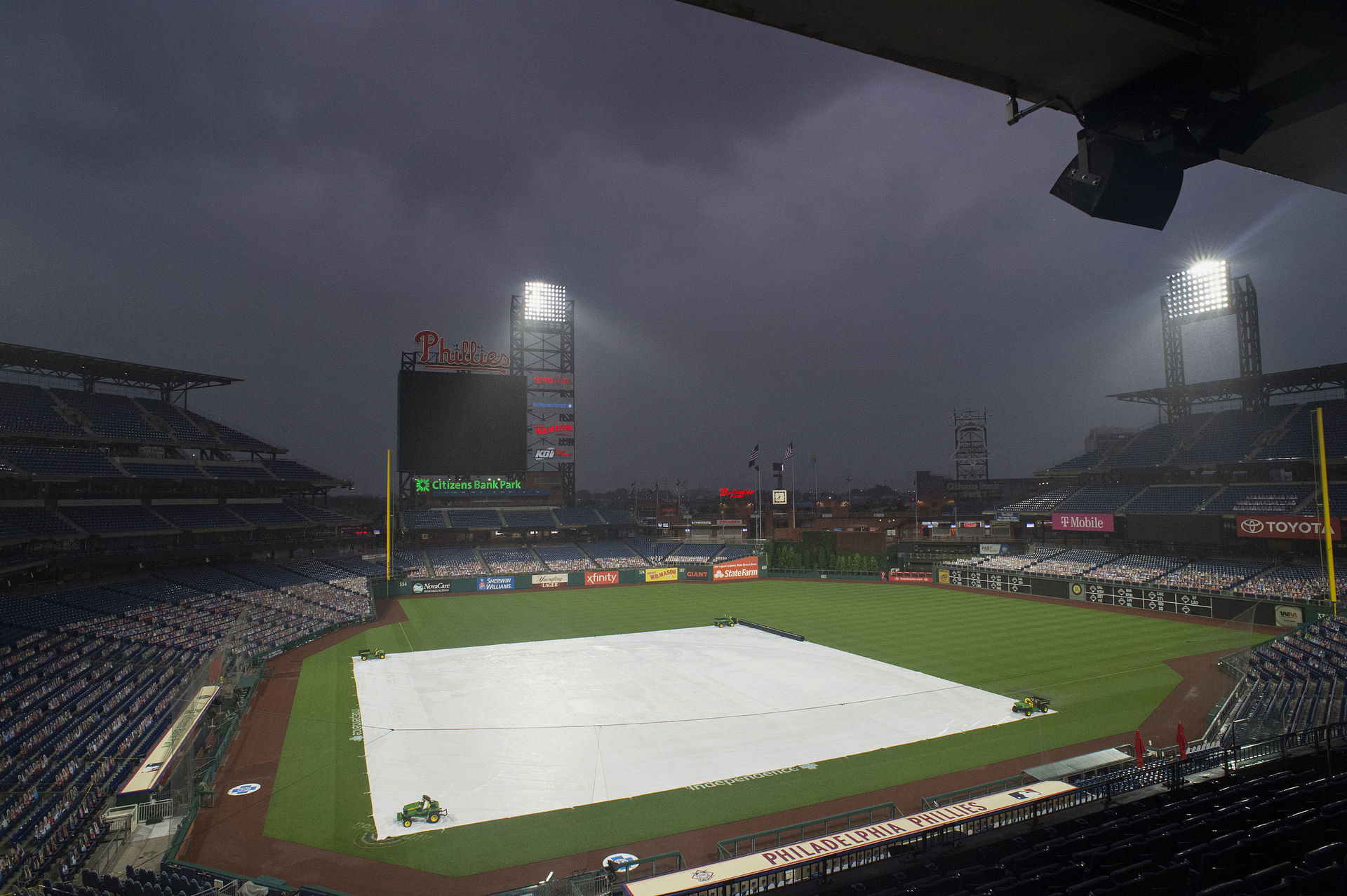 MLB: Atlanta Braves at Philadelphia Phillies - Source: Imagn