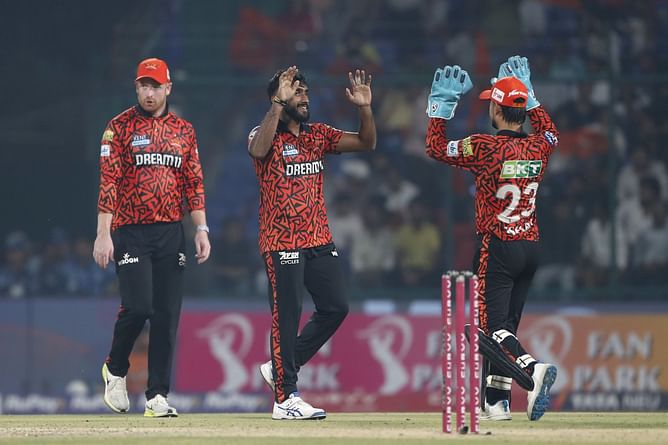 IPL 2025: हाईस्कोरिंग मैच में SRH ने मारी बाजी, KKR को मिली टूर्नामेंट के इतिहास में अपनी सबसे बड़ी हार