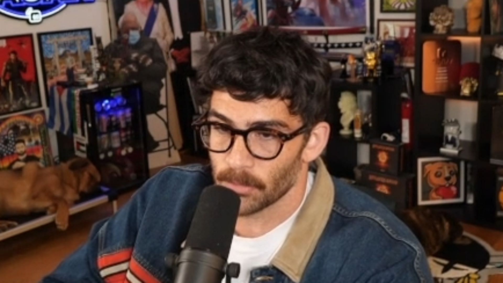 HasanAbi called out ADL CEO Jonathan Greenblatt during a broadcast on Twitch (Image via HasanAbi/Twitch)