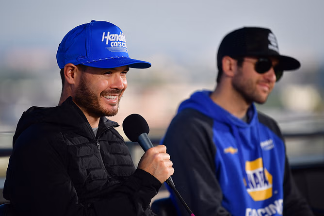 Kyle Larson beats Hendrick teammate Chase Elliott as the leading merchandise sales driver so far