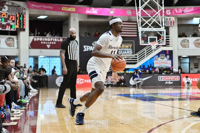 HIGH SCHOOL BASKETBALL: JAN 19 Spalding Hoophall Classic - Brewster Academy vs Oak Hill Academy - Source: Getty