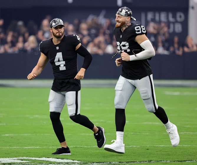 Maxx Crosby sends 3-word message as ex-Raiders teammate Derek Carr retires from NFL