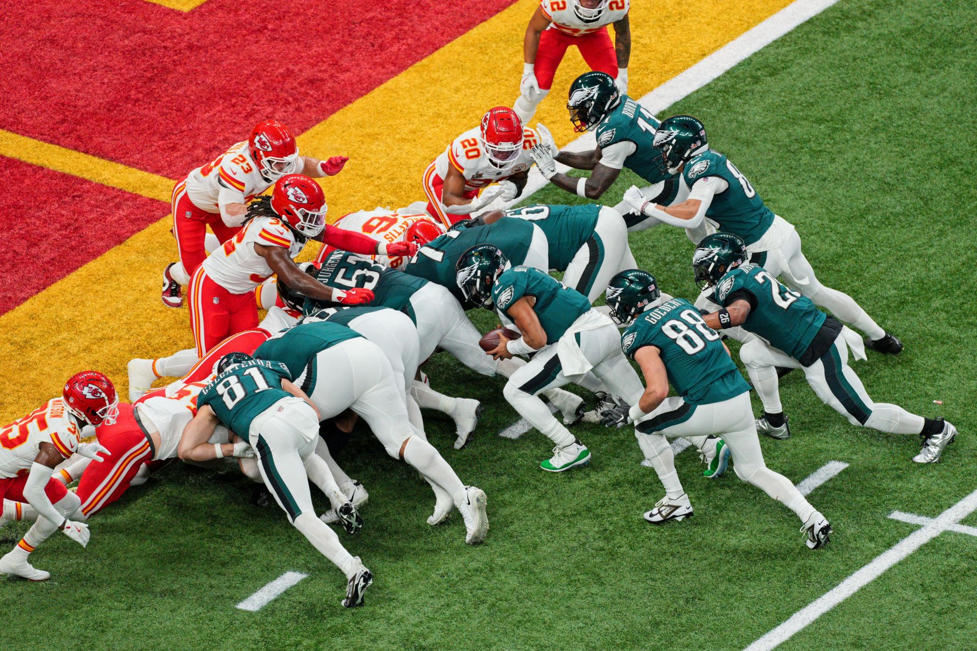 3x Super Bowl champ weighs in on Eagles' signature move after revised 'tush push' ban proposal