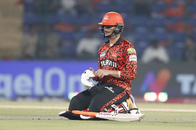 Abhishek Sharma visits his school in Amritsar after a decent season with bat for SRH in IPL 2025 [Watch]