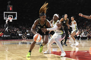 HC Niele Ivey hypes up ex-Notre Dame stars Arike Ogunbowale and Jackie Young for WNBA preseason game