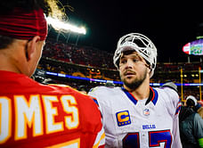 3x Super Bowl champ picks Josh Allen's Bills to stay undefeated heading into Week 9 Chiefs game