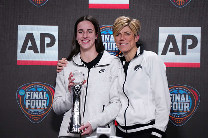 Iowa HC Jan Jensen hyped as Caitlin Clark returns to Carver-Hawkeye arena