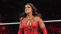 "Worthless father" - Male WWE official goes off on Arianna Grace