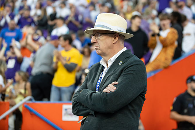 "I'm not committing to that": Greg Sankey has diplomatic response to preserving historic CFB rivalries after USC-ND drama