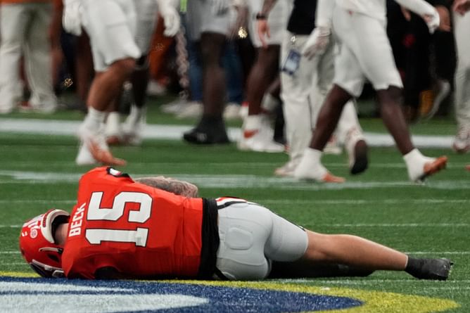 "I need you focusing on football": Ex Georgia QB sounds off on Carson Beck after messy offseason