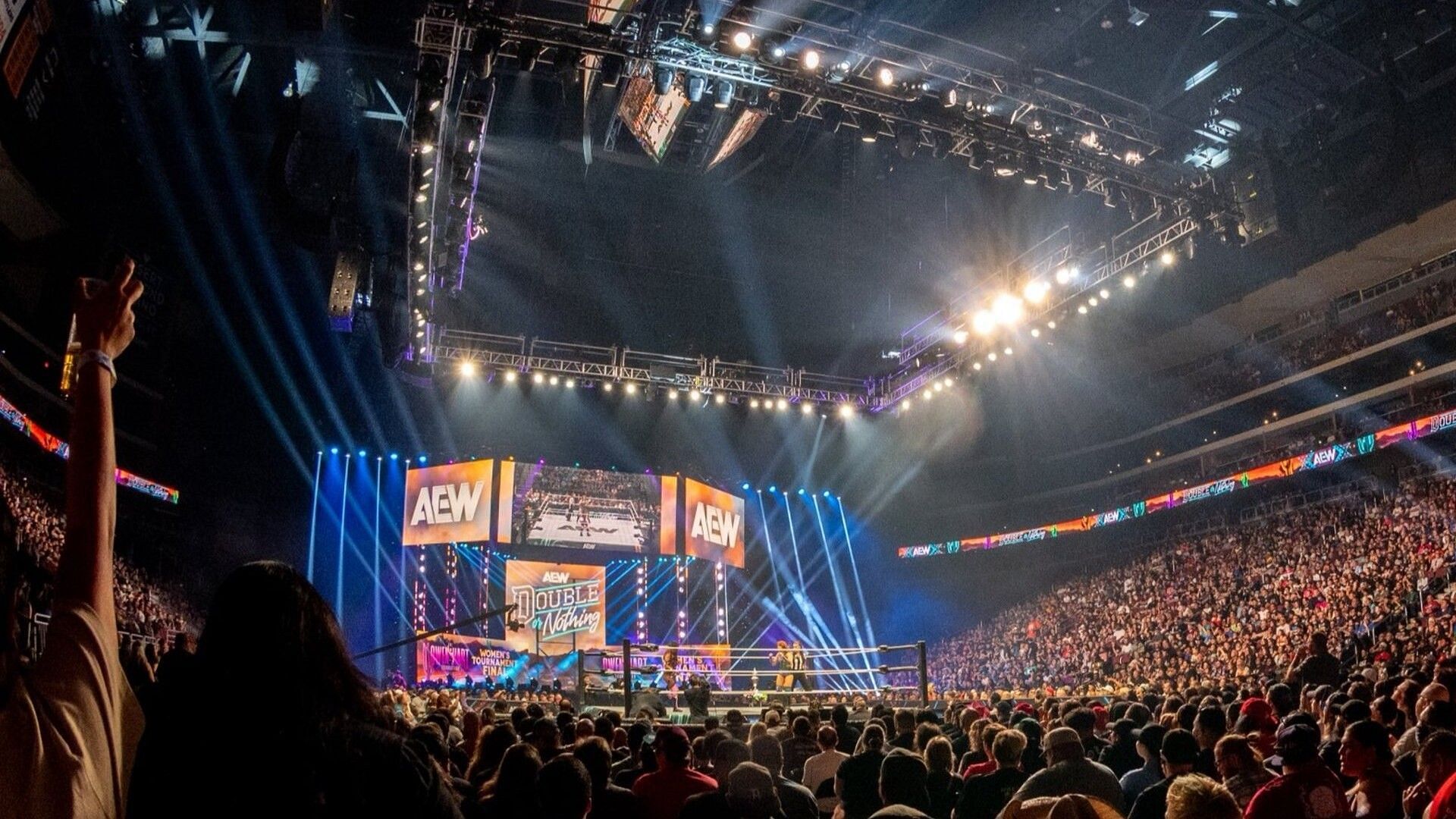 AEW fans attend Double or Nothing 2025 in Glendale, AZ