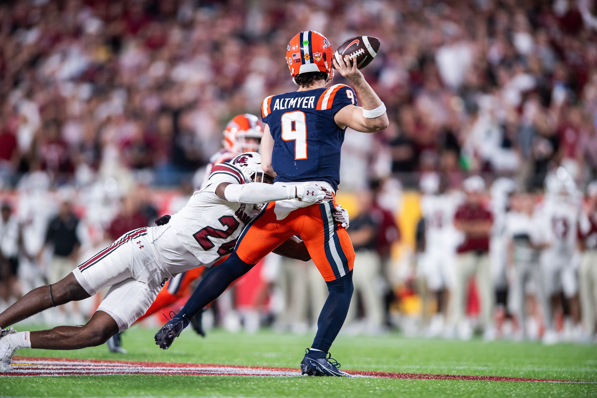 NCAA Football: Citrus Bowl-South Carolina at Illinois - Source: Imagn