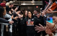 South Carolina women's basketball coach Dawn Staley sports a Super Bowl sweatshirt in support of the Philadelphia Eagles as her Gamecocks play the Texas Longhorns in Austin. Photo: Imagn