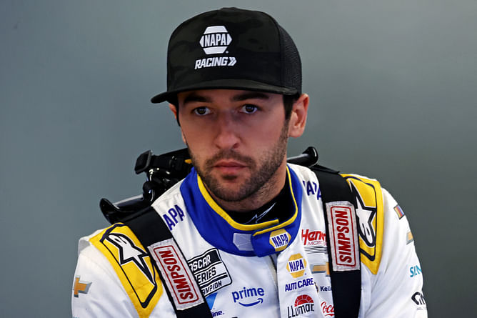Hendrick Motorsports makes a crucial decision on Chase Elliott’s crew after the Kansas blunder