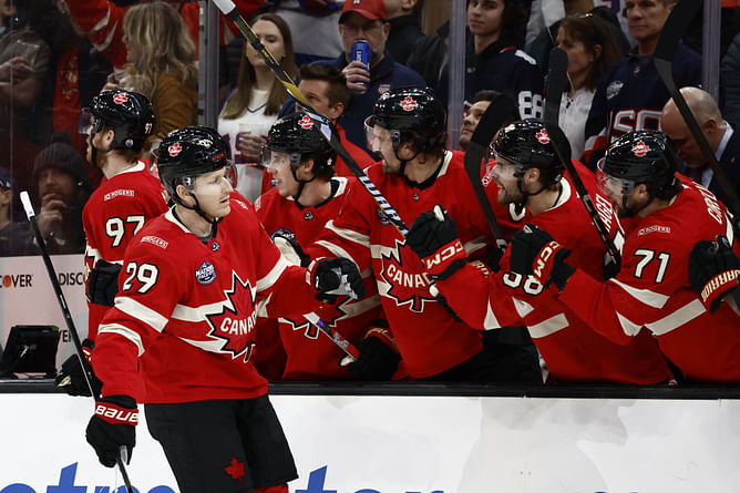 Day after Avs' dismal playoff exit, Nathan MacKinnon reportedly joins Sidney Crosby on Team Canada's World Championship roster
