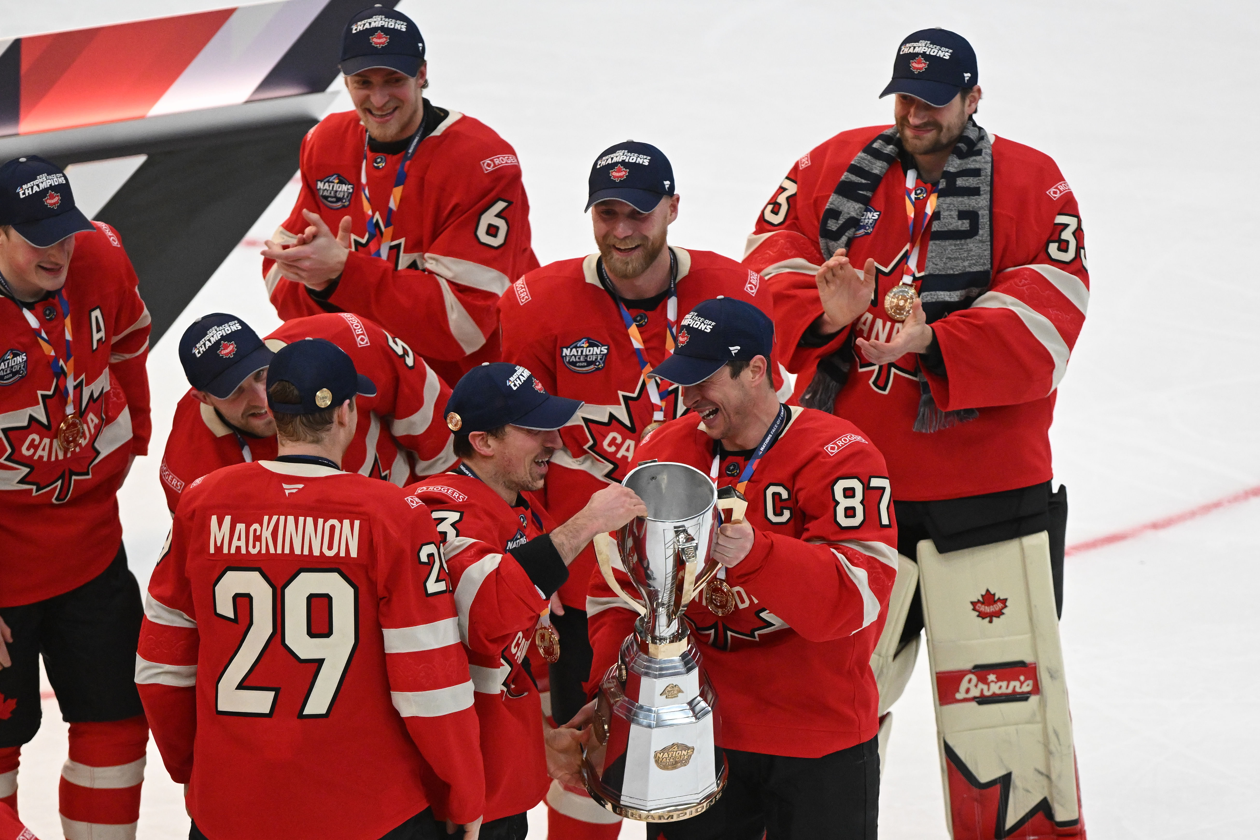Sidney Crosby will be looking for his second international title with Team Canada this year - Source: Imagn