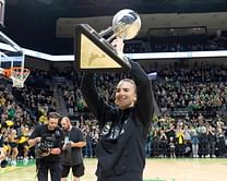 "To one amazing Duck": Oregon football celebrates Sabrina Ionescu's latest milestone