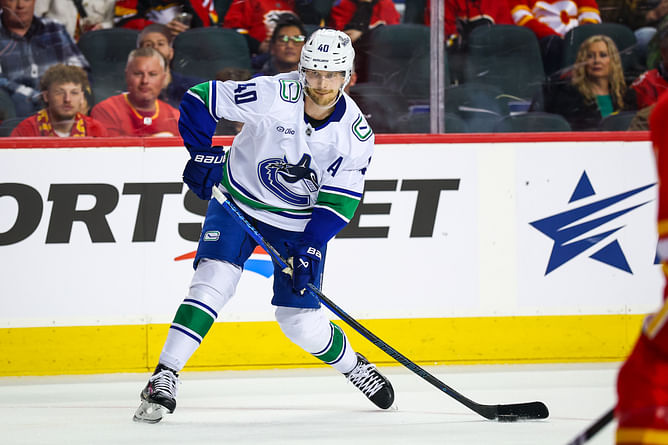 NHL Rumors: Insider pitches trade idea involving Canucks' Elias Pettersson & $73,200,000 superstar