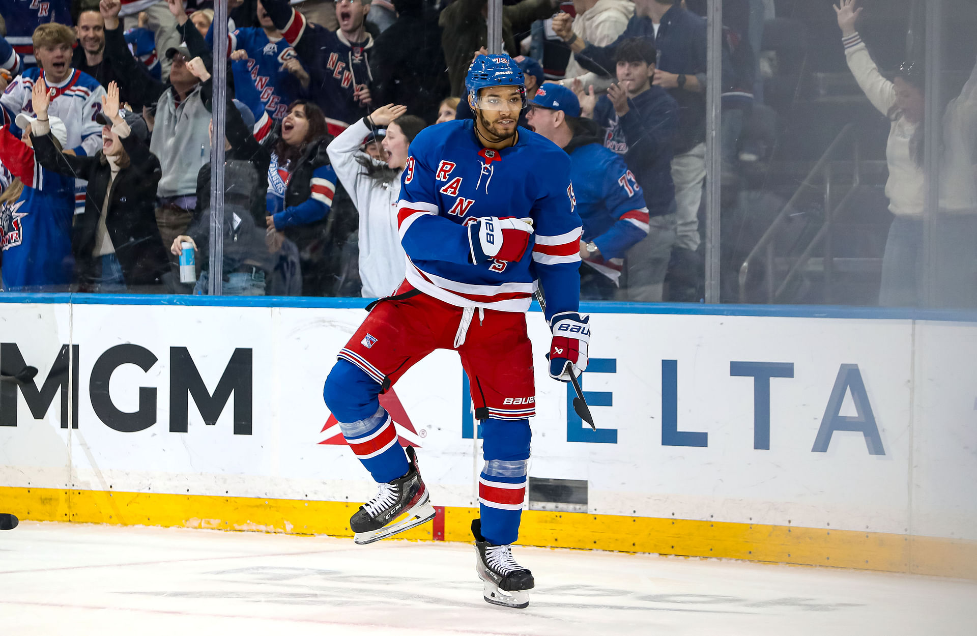 NHL: Vancouver Canucks at New York Rangers - Source: Imagn