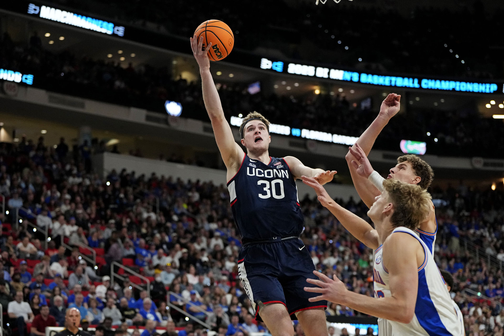 NCAA Basketball: NCAA Tournament Second Round-Connecticut at Florida - Source: Imagn