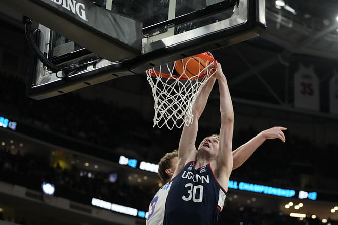 IN PICS: UConn’s Liam McNeeley shares snaps with Cooper Flagg and more for CAA sports agency
