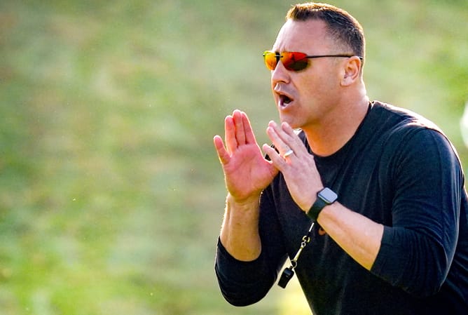 2025 Disney Upfront: Texas Longhorns HC Steve Sarkisian takes "centerstage" with ESPN's Laura Rutledge