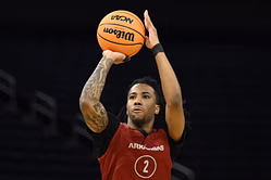 Days after withdrawing from NBA draft, Arkansas transfer Boogie Fland sets visit to SEC powerhouse