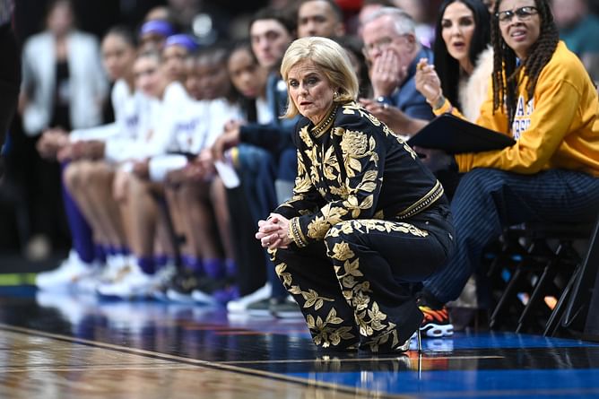 "Just have those good old linebacker thighs": Kim Mulkey makes hilarious remark on wearing heels to LSU games