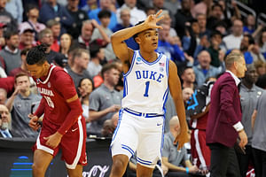 Duke star Caleb Foster drops 2-word reaction after Sean Stewart announces commitment to Oregon