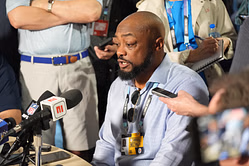 Emannuel Acho goes scorched earth on Steelers HC Mike Tomlin "mishandling" Aaron Rodgers situation
