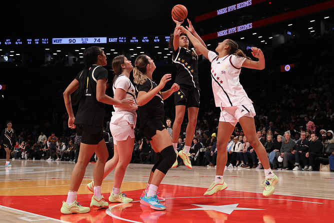 “I think they will play at the some time”: UCLA HC Cori Close gives sneak peak for sisters Sienna and Lauren Betts’ next season together