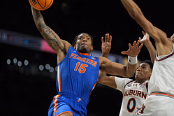 Rutgers star Ace Bailey, UNC hooper Elliot Cadeau & more react as Tahaad Pettiford returns to Auburn for 2025-26 season