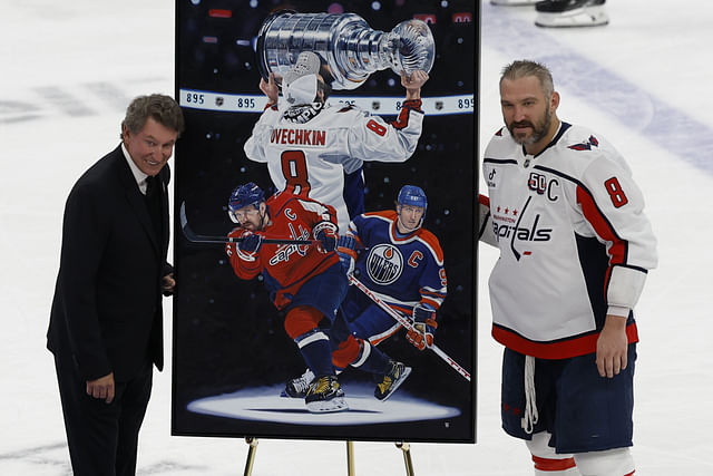 NHL: Washington Capitals at New York Islanders - Source: Imagn