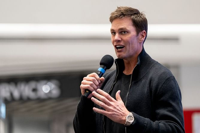 $300M worth Tom Brady reveals how a Michigan staffer helped him when he was wallowing in self-doubt