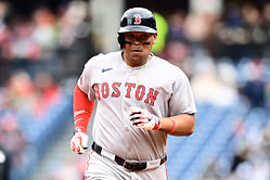 Rafael Devers urged to learn from Dodgers star by MLB analyst amid his refusal to play first base