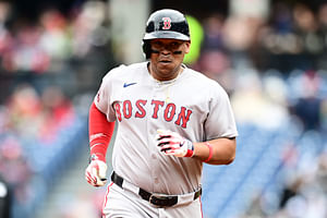 Rafael Devers urged to learn from Dodgers star by MLB analyst amid his refusal to play first base