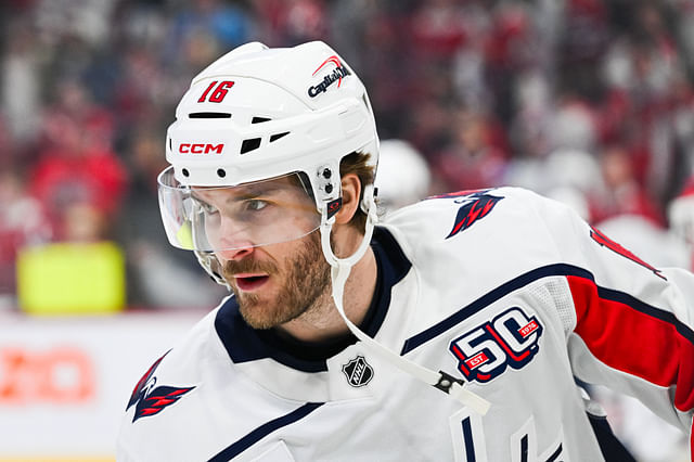 NHL: Stanley Cup Playoffs-Washington Capitals at Montreal Canadiens - Source: Imagn