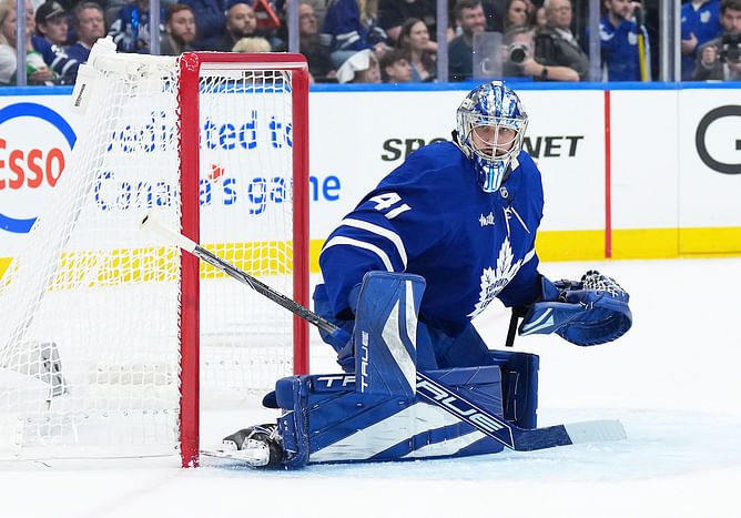 Leafs' Scott Laughton offers blunt take on 'punishing' Panthers for controversial hit on Anthony Stolarz